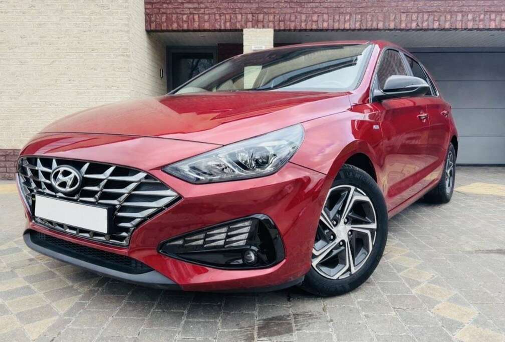 Hyundai 1.0 T-GDi MHEV Sky