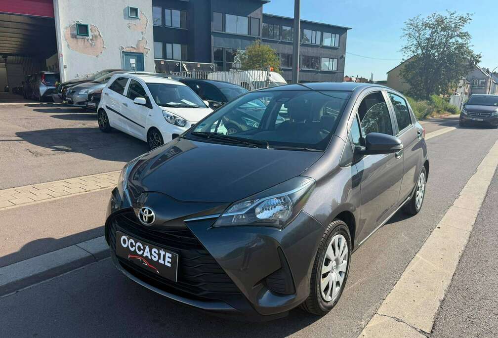 Toyota Yaris 1.5i Dual VVT-iE Business Plus