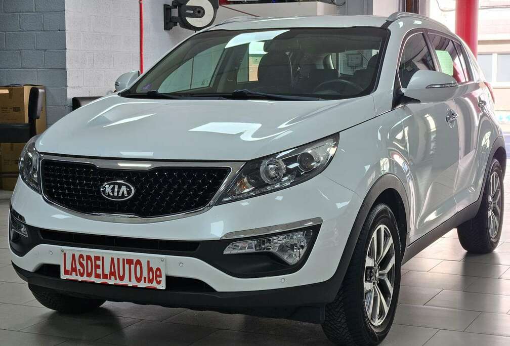 Kia 1.6i 2WD World Edition Cuir Chauffants Gps Blue Cruise Clim Auto Bi-Zone Led CAMERA Sensors