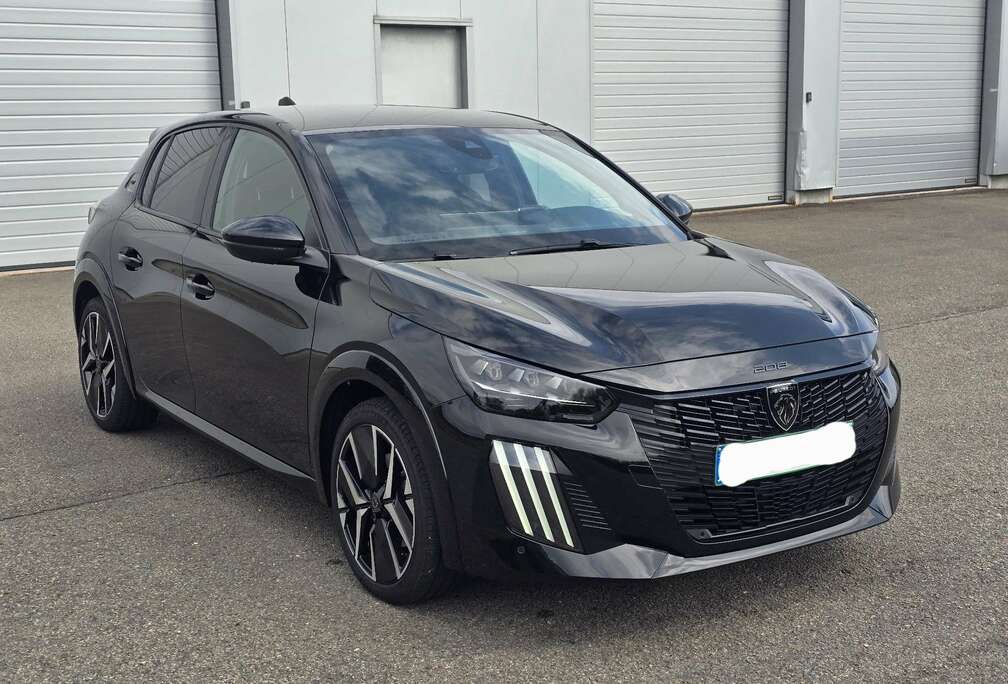 Peugeot GT 1.2 Hybrid e-DCS6 Automaat 8198km vele opties