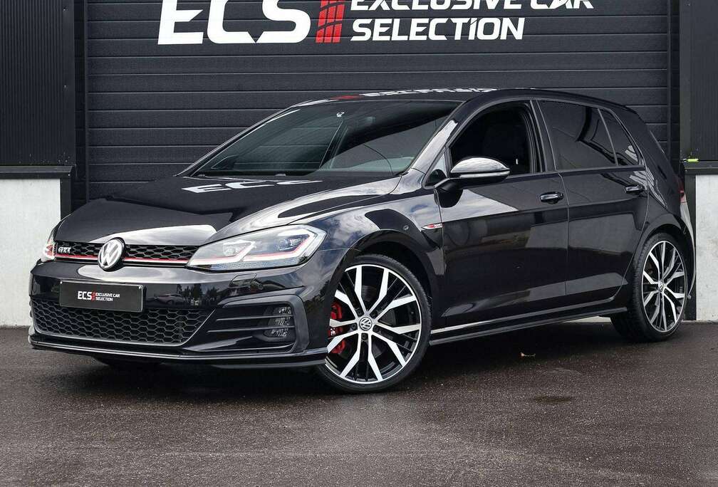 Volkswagen Golf 2.0 TSI OPF DSG PERFORMANCE