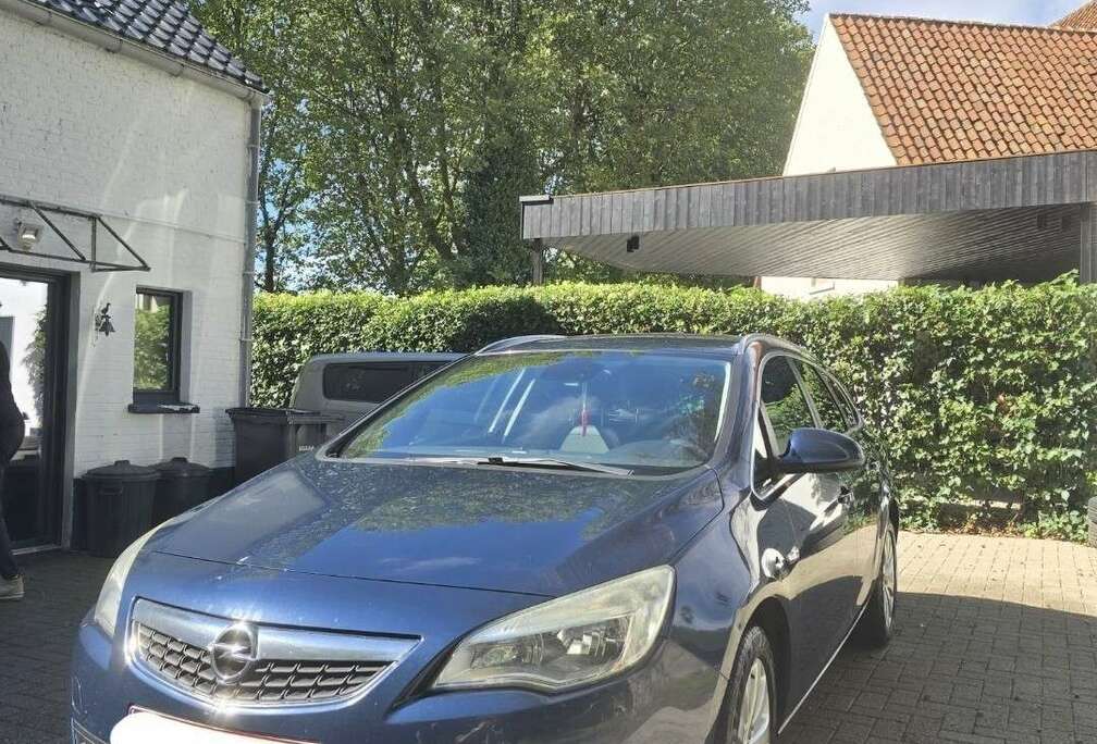 Opel 1.7 CDTI DPF Sports Tourer Sport
