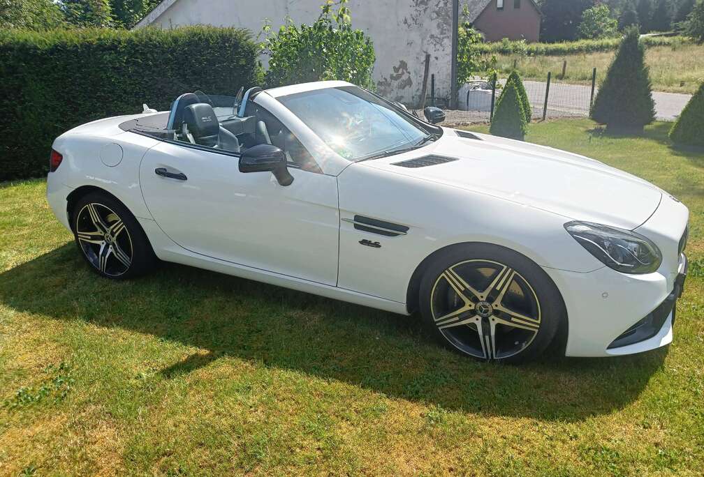 Mercedes-Benz SLC 200