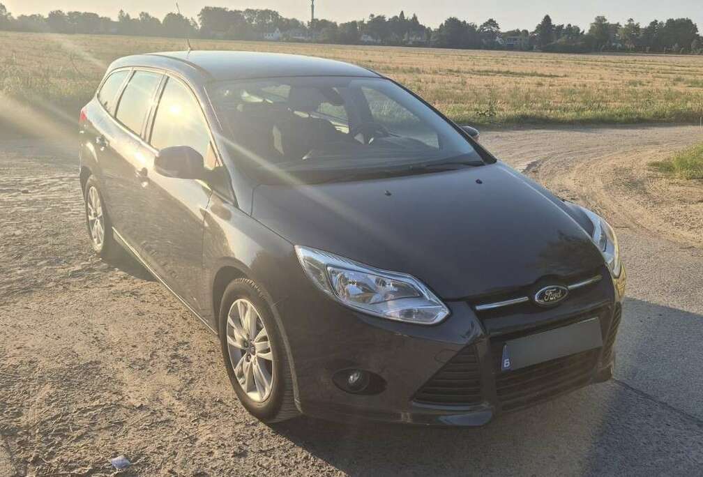 Ford 1.6 TDCi ECOnetic Tech.Sound Connection