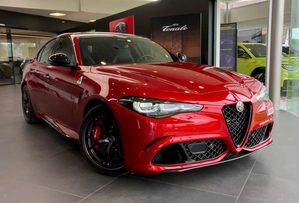 Alfa Romeo QUADRIFOGLIO 520 PK  FULL OPTION  FABRIEKSWAARBORG