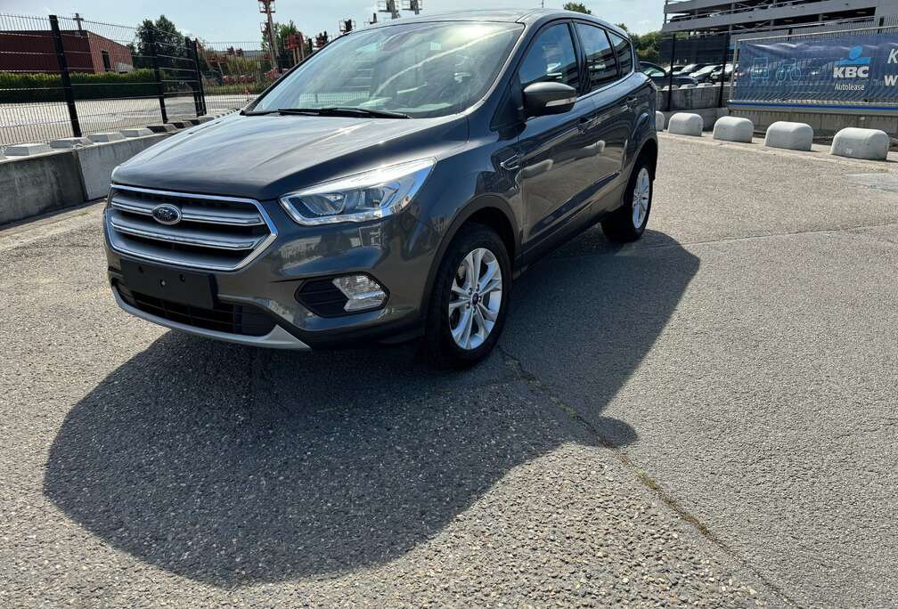 Ford Kuga 1.5 EcoBoost ECO FWD Business Cl. (EU6.2