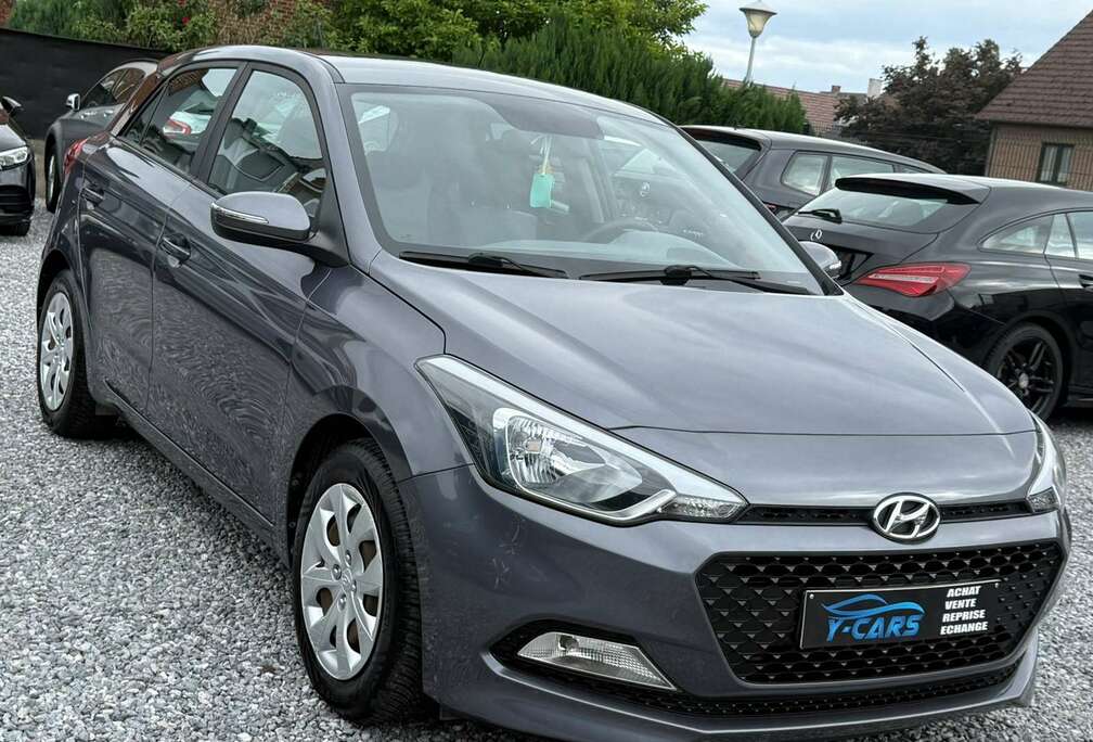 Hyundai 1.2i //NAVI, CLIM,..//GARANTIE 12MOIS