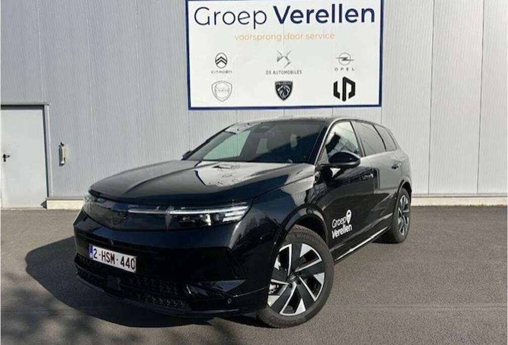 Opel GS 1.6T Plug-in Hybrid 195PK