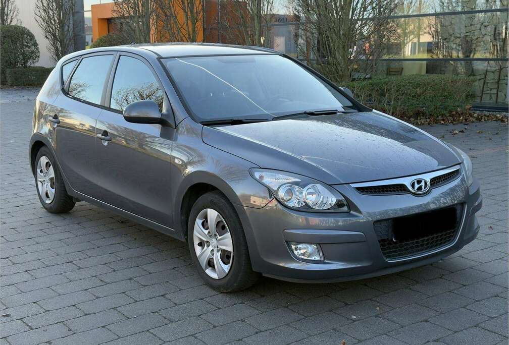 Hyundai i30 1.4i * 1er propriétaire * Tel 0485580997