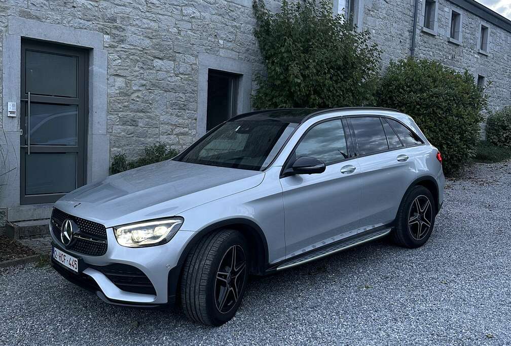 Mercedes-Benz amg Line  full options