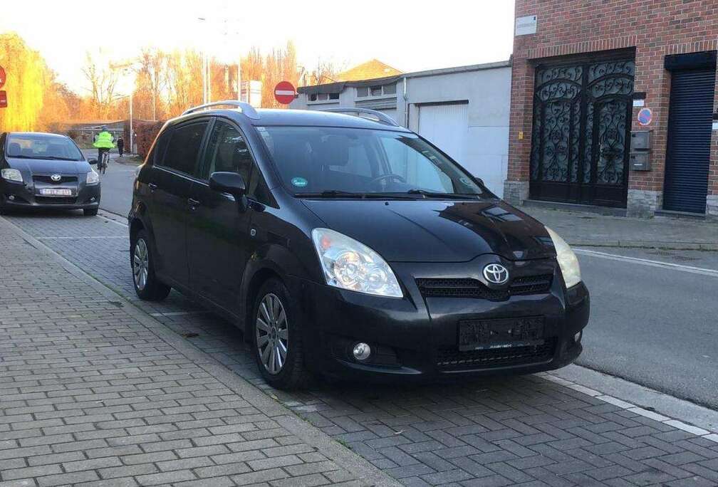 Toyota 2.2 Turbo D4D 16v Linea Sol