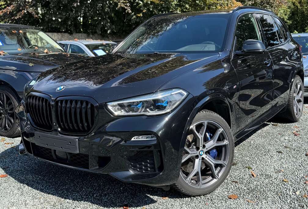 BMW X5  45e / Soft close / Panno / Head up / Full Black