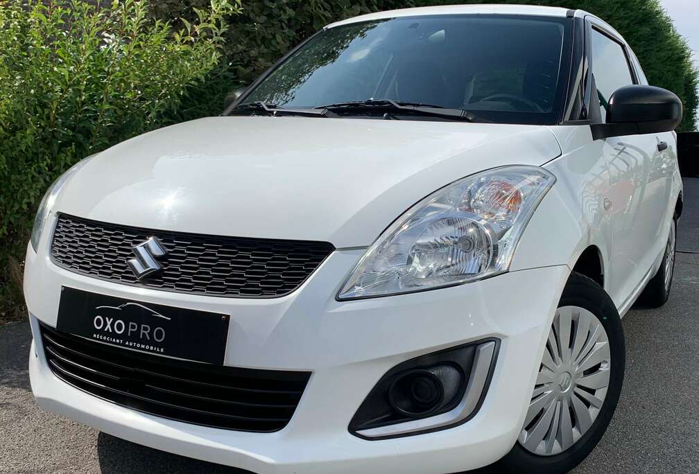 Suzuki 1.2i ESSENCE 94 CV / FACELIFT / FAIBLE KILOMÉTRAGE / PDC