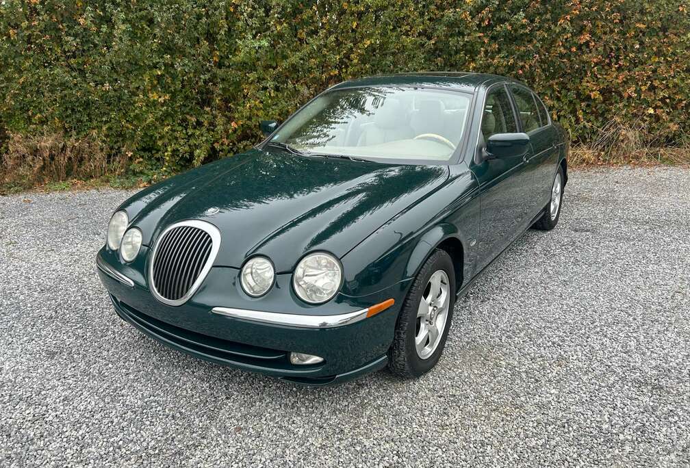 Jaguar 3.0i V6 24v/ GARANTIE 12MOIS / CAR PASS/ CT