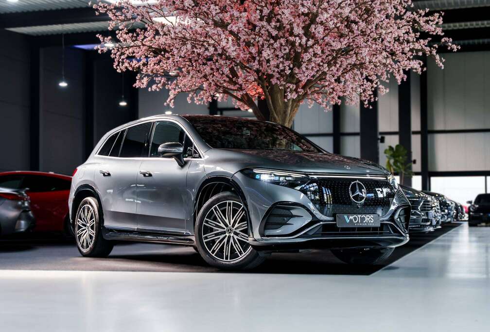 Mercedes-Benz 450+ 108.4 kWh - AMG Line - 7-zit - Pano - Hyperscreen - Massage - HUD AR - 360° - Airmatic - Distronic - Trekhaak