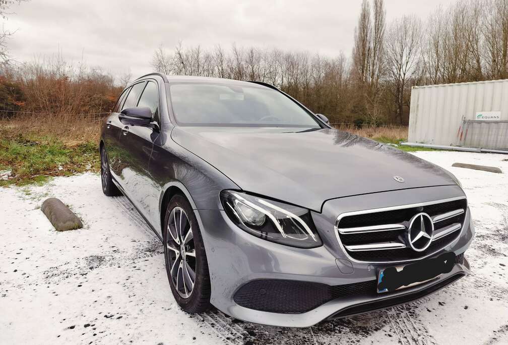 Mercedes-Benz E 220 d T 9G-TRONIC