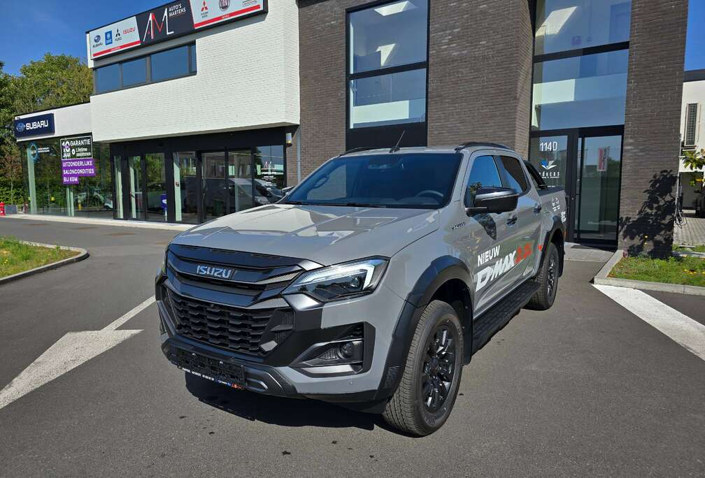 Isuzu 2.2 Turbo D 4WD V-Cross DEMO