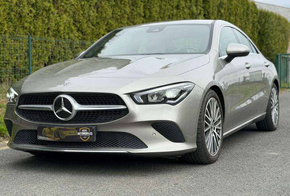 Mercedes-Benz CLA 180 CUIR/CLIM/GPS Top Combinaison de couleur