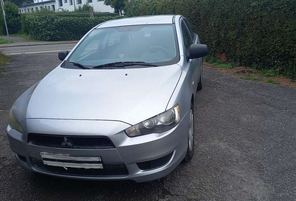 Mitsubishi 2.0 DI-D Inform