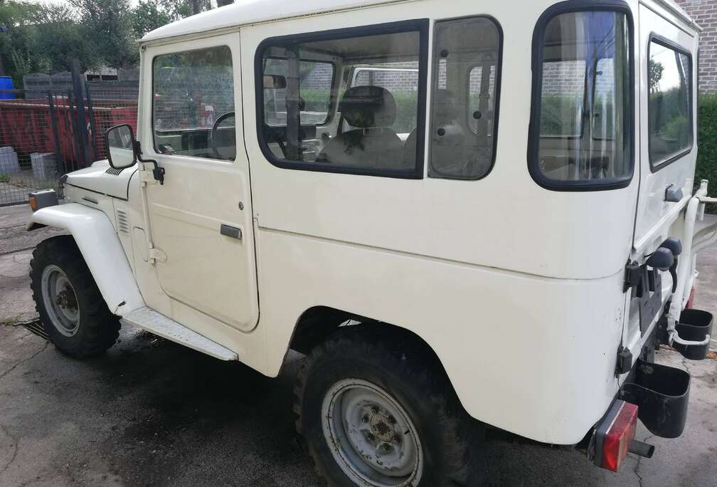 Toyota BJ40