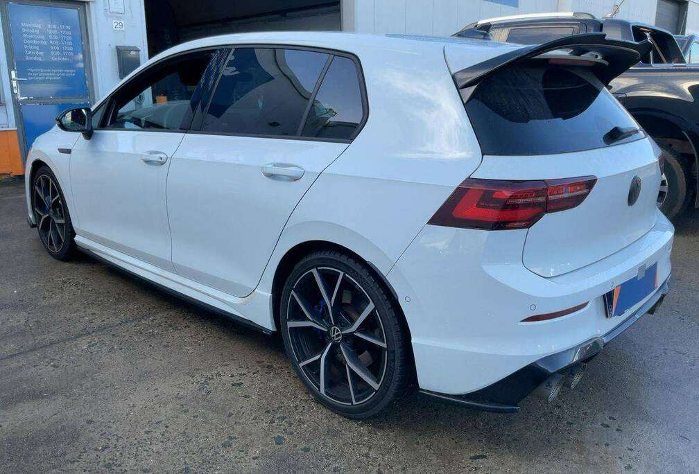 Volkswagen Volkswagen Golf VIII 2.0 TSI R 4Motion