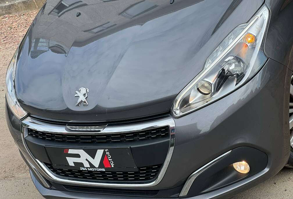 Peugeot 208 1.2i Edition Style
