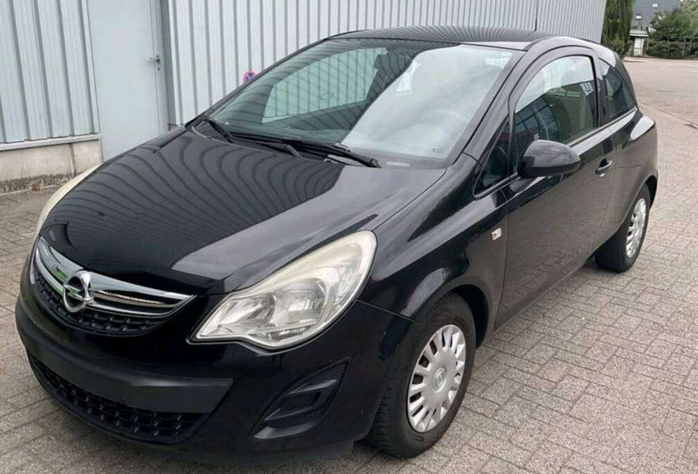 Opel 1.2i Black Edition