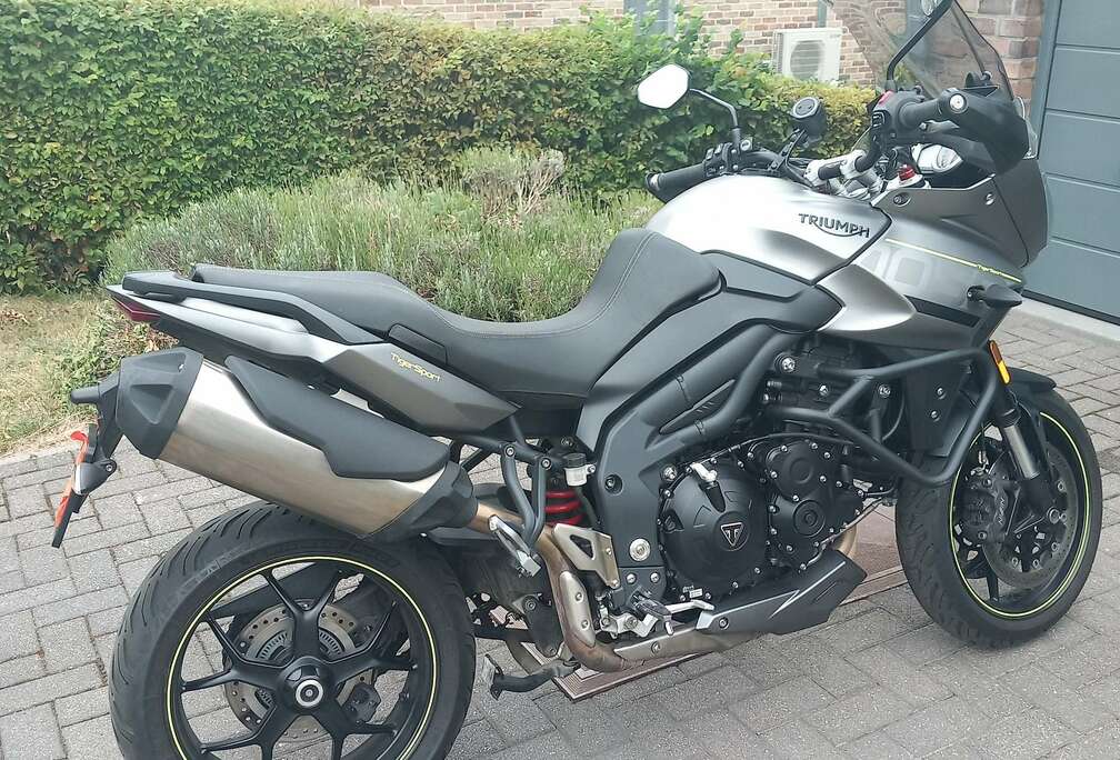 Triumph tiger sport 1050