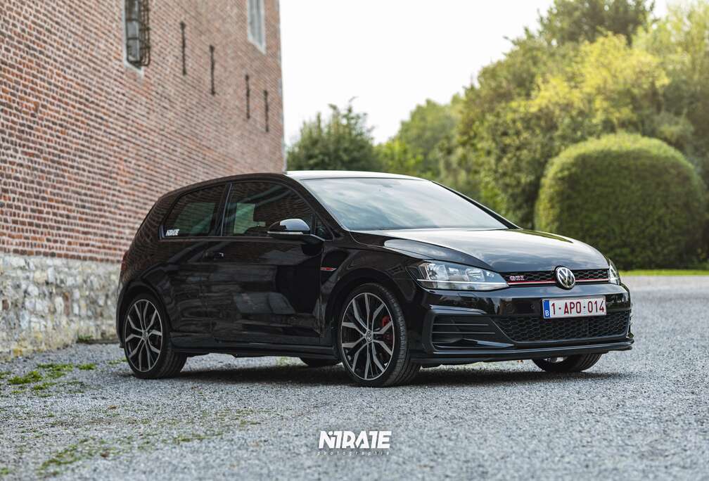 Volkswagen Golf 2.0 TSI Performance DSG 245 (Utilitaire)