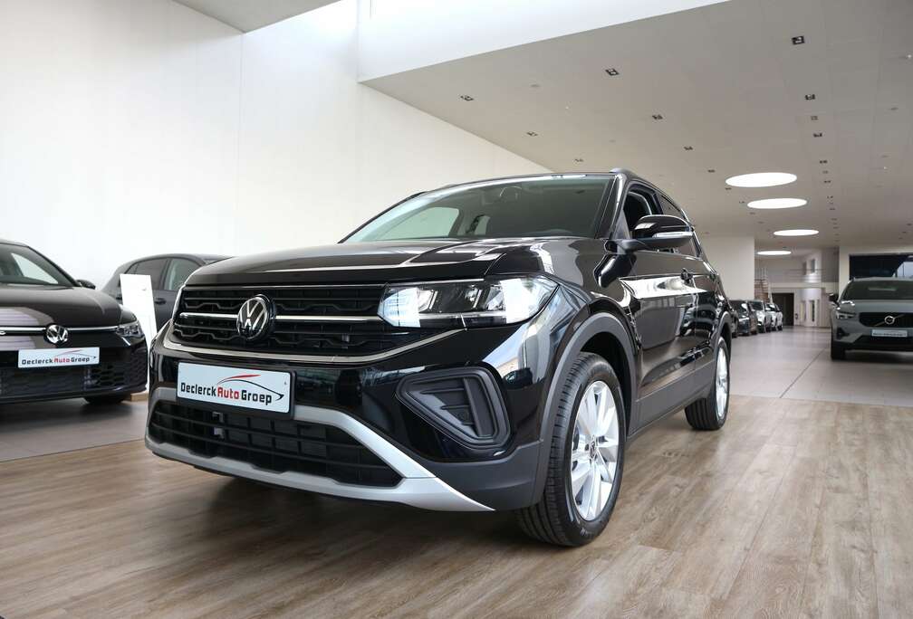 Volkswagen 1.0TSI DSG LIFE\