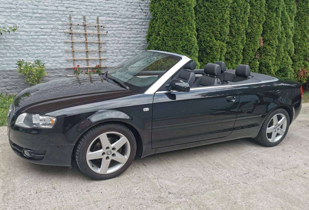 Audi Cabriolet 2.0 TDi - Entretien + Nouvelle distribution +