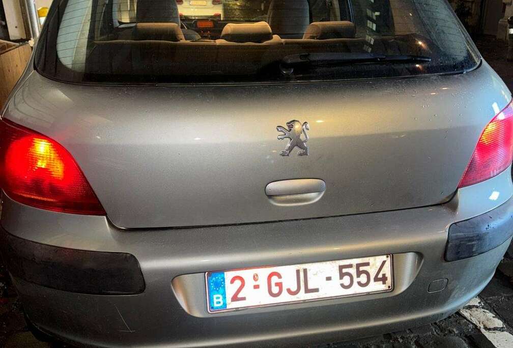 Peugeot 1.6i 16v Pack