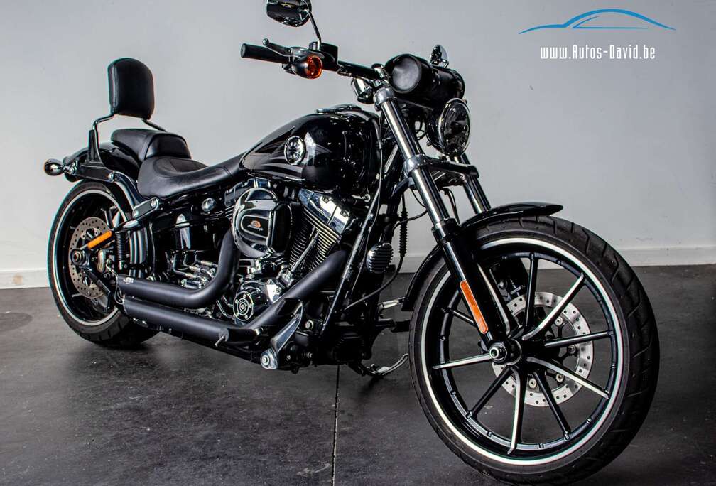 FXSB 1690CC SOFTAIL / 1 EIGENAAR / VANCE & HINES