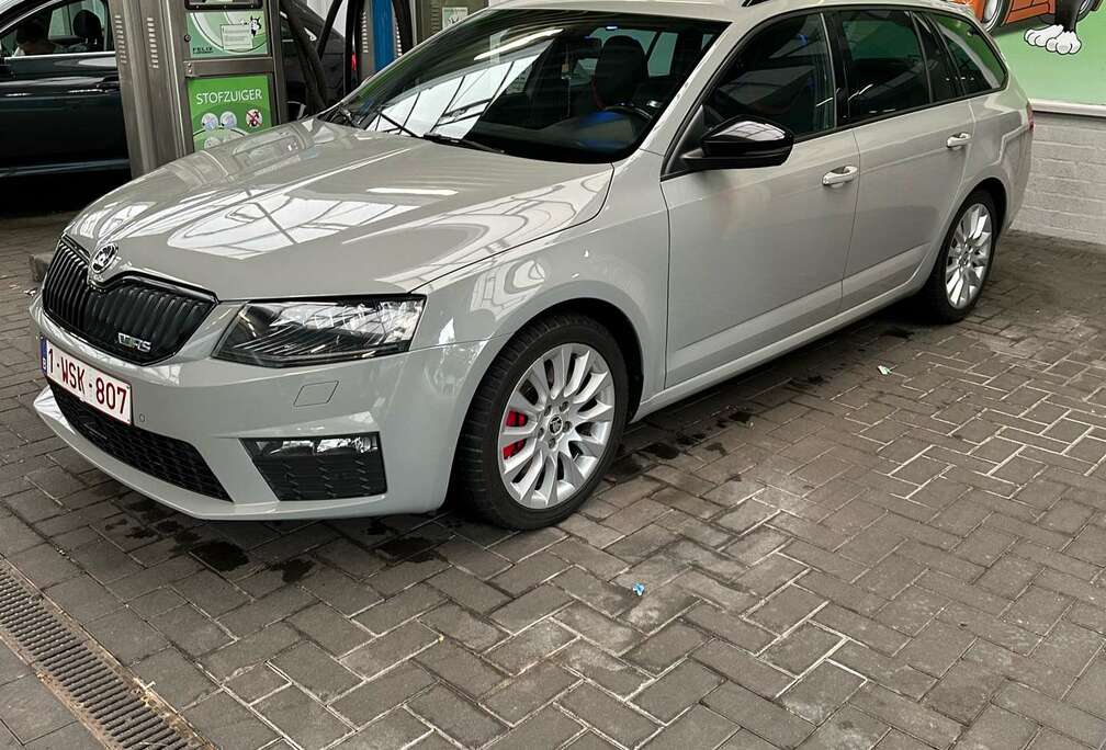 Skoda Combi 2.0 TDI (Green tec) RS