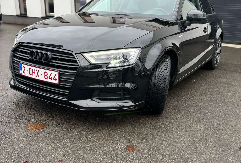 Audi Berline 1.6 TDI S-Line exterieur