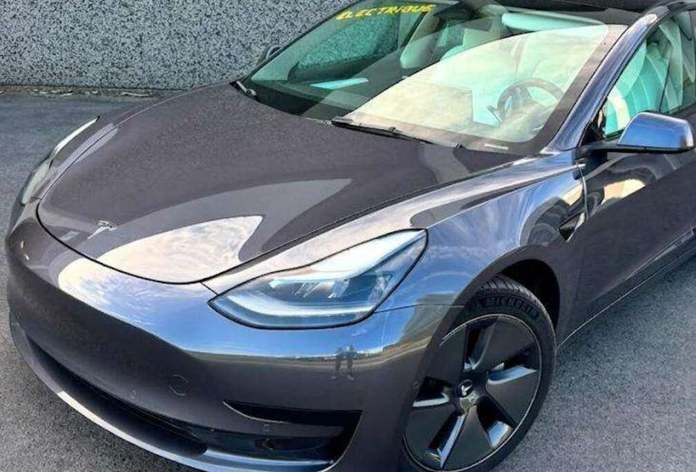 Tesla Model 3 55 kWh Standard Plus