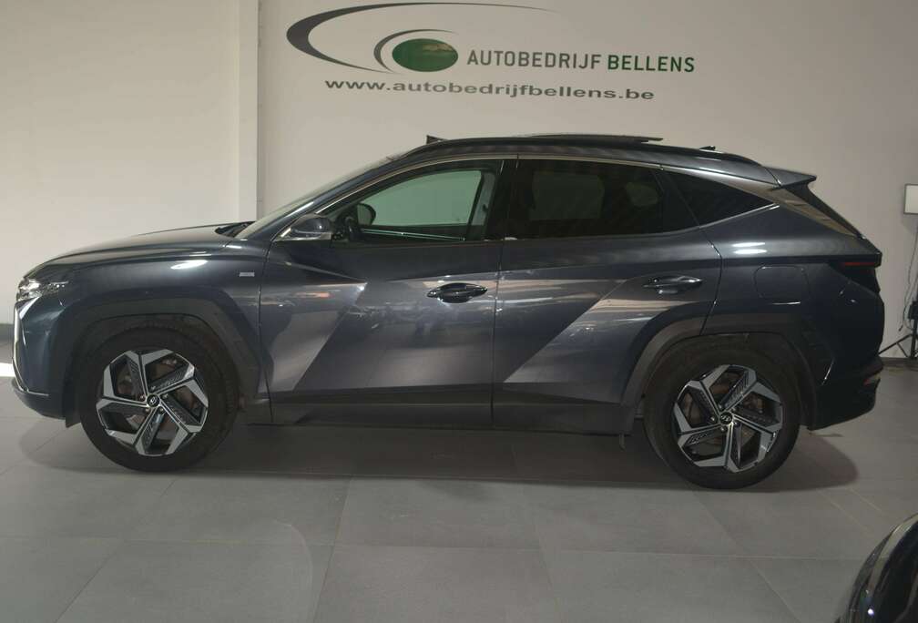 Hyundai Tucson 1.6 T-GDi MHEV Feel DCT / NAVI + 360° CAM / PANORAMA