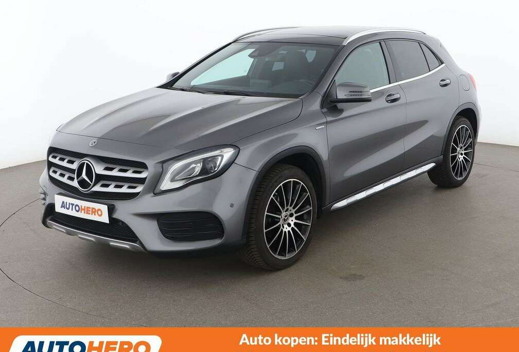 Mercedes-Benz GLA 200 AMG Line
