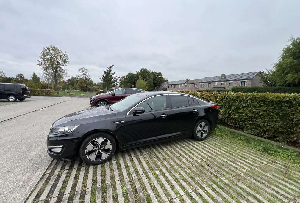 Kia 2.0 CVVT Hybrid Edition 7