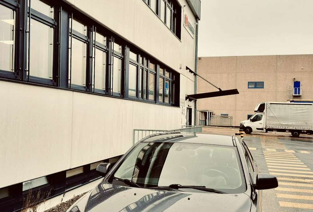 Mitsubishi 1.8 Essense Fool Opt.