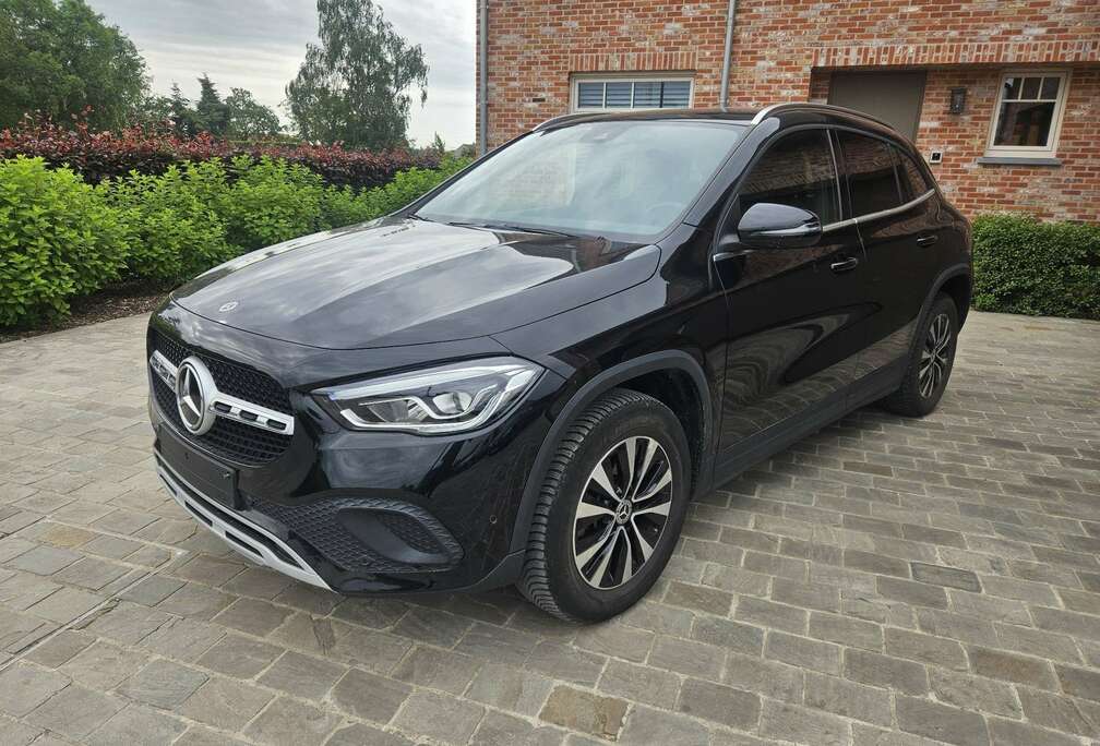 Mercedes-Benz GLA 250 e PHEV Business Line