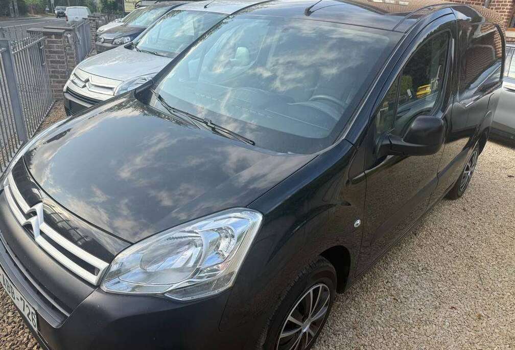 Citroen Berlingo 1.6 HDi UTILITAIRE 3 PLACES AIRCO - TVA DEDUCTIBLE