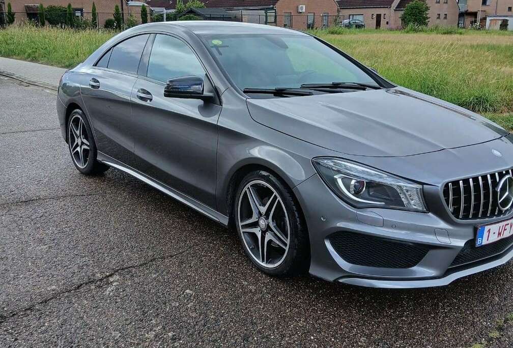 Mercedes-Benz 200 CLA pack AMG line