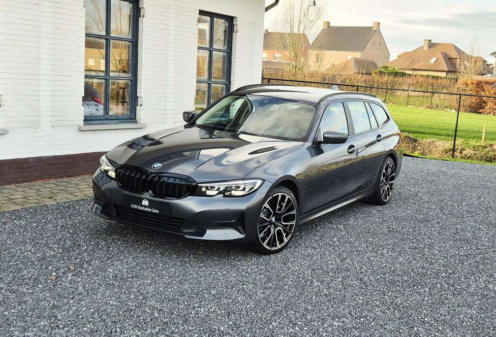 BMW 318i Touring Aut.-LED-Sportint-Trekhaak-Carplay