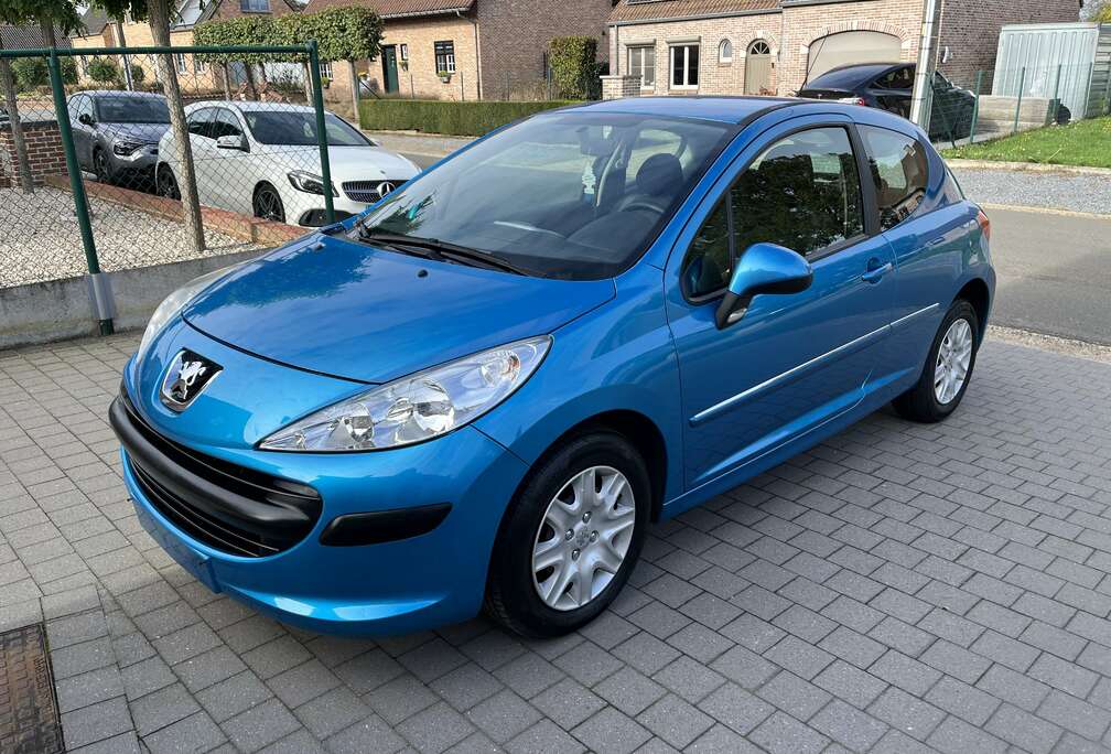 Peugeot 207+