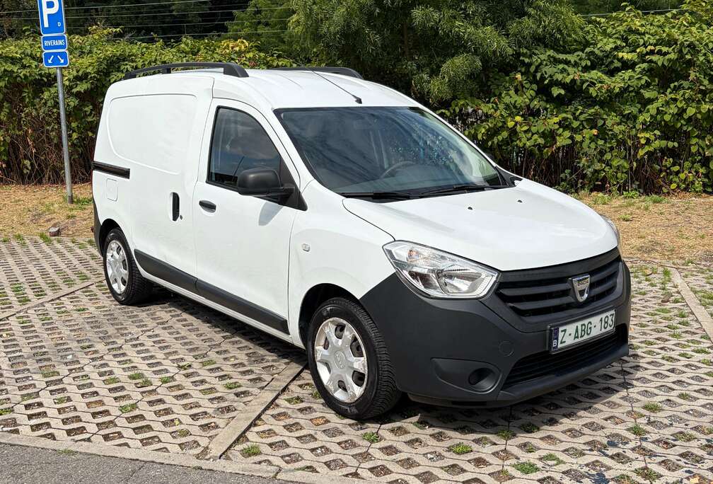 Dacia 1.5 dCi 90ch - euro6B - Clim - GPS - TVA