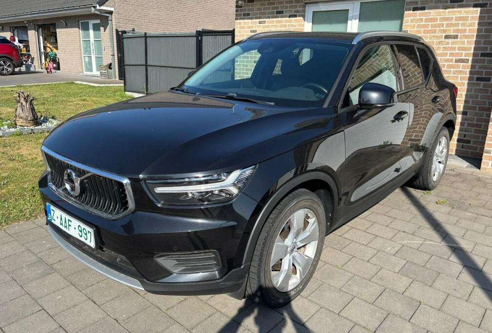 Volvo XC40 2.0 D3 Momentum Core