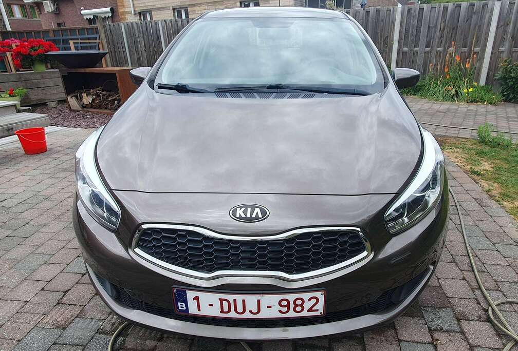 Kia Cee\'d 1.4i Euro 5 (Toegang tot LEZ zones)