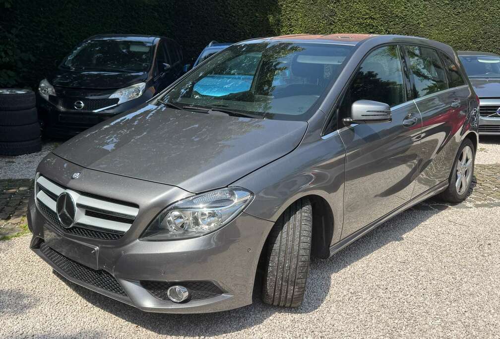 Mercedes-Benz benzine - AUTOMAAT - 33000KM - GARANTIE