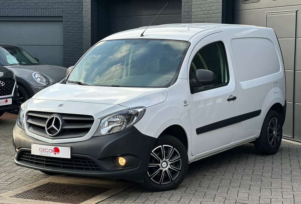 Mercedes-Benz 108 CDI LichteVrachtTopstaatWeinigKm*1JGarantie